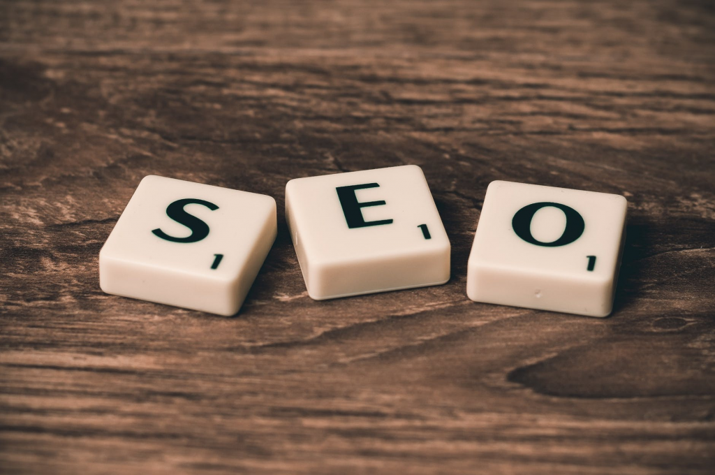 Best Tools for SEO Managers: Get Your Business on the Top of the Rank